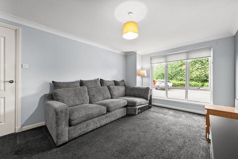 2 bedroom ground floor flat for sale, Inch Wood Avenue, Bathgate, West Lothian, EH48 2ED