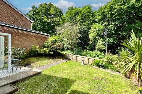 4 bedroom semi-detached house for sale, Marlow Way, Whickham, NE16