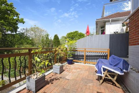 3 bedroom detached house to rent, Coxford Close, Southampton SO16