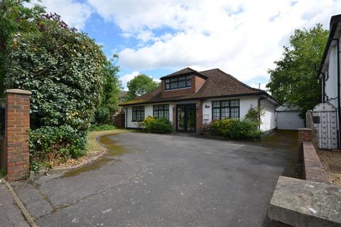4 bedroom detached bungalow for sale, Old Church Lane, Stanmore, HA7 2RG