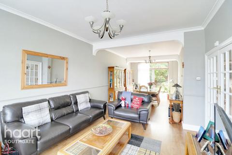 4 bedroom semi-detached house for sale, Halstead Road, London