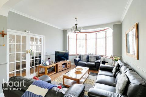 4 bedroom semi-detached house for sale, Halstead Road, London