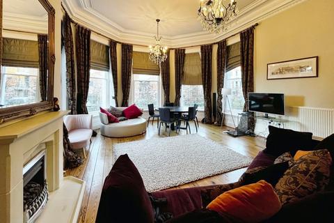 2 bedroom flat for sale, Wilmslow Road, Didsbury, Manchester, M20