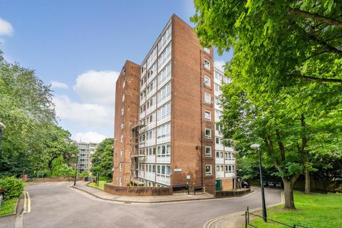 2 bedroom flat for sale, College Road, Crystal Palace