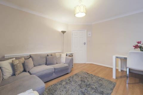 2 bedroom flat to rent, Harrow HA3