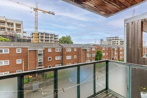 2 bedroom flat for sale, Helene House, Canning Town, London, E16