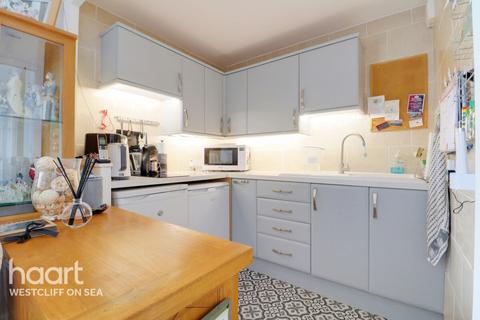 1 bedroom flat for sale, Holland Road, WESTCLIFF-ON-SEA