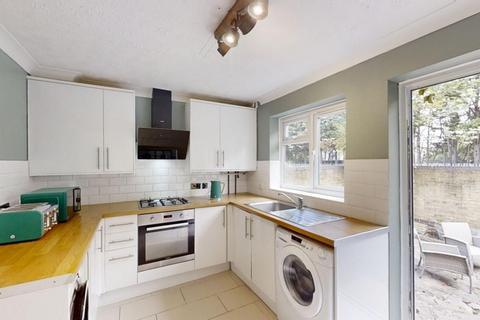 3 bedroom terraced house for sale, Keel Close, Canada Water, London, SE16