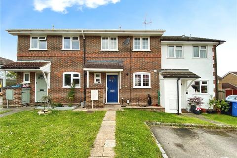 3 bedroom terraced house for sale, Ryves Avenue, Yateley, Hampshire