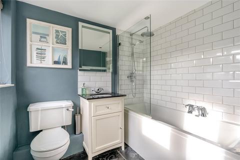 7 Blacknest Gate Road, Ascot, SL5 0PT