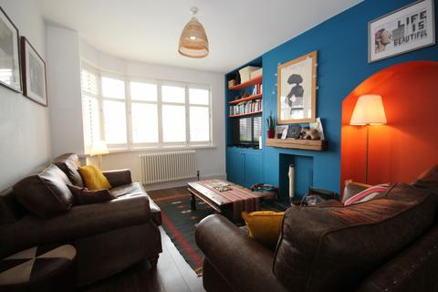 4 Craigmuir Park, Wembley, HA0 1NY