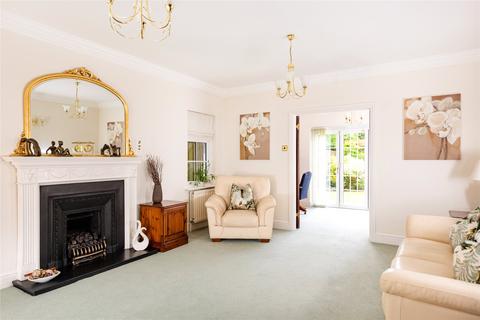 4 bedroom detached house for sale, Hillcrest Close, Loughton, Milton Keynes, Buckinghamshire, MK5
