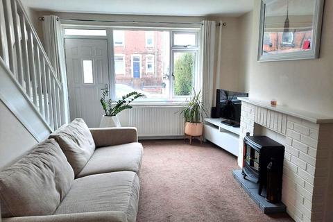 2 bedroom townhouse to rent, Mountcliffe View, Churwell, Leeds