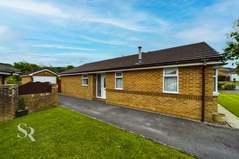 17 Brookside Road, Chapel En Le Frith, High Peak, SK23 0NE