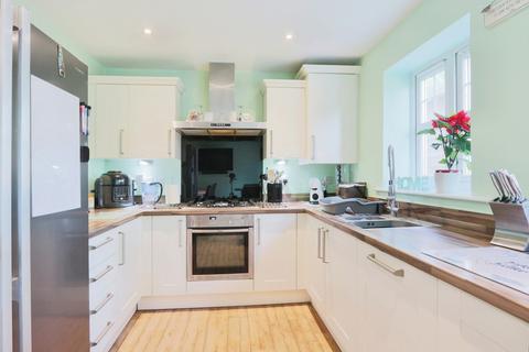 4 bedroom link detached house for sale, Priory Close, Nafferton, Driffield,  YO25 4AT