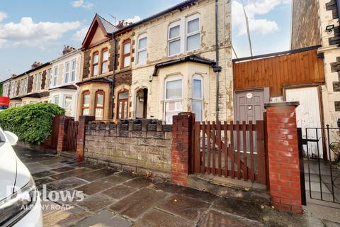 2 bedroom flat for sale, Moorland Road, Cardiff