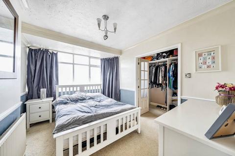 26 Waltham Way, London, E4 8HE