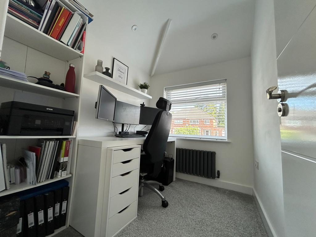 Bedroom 3 - Study