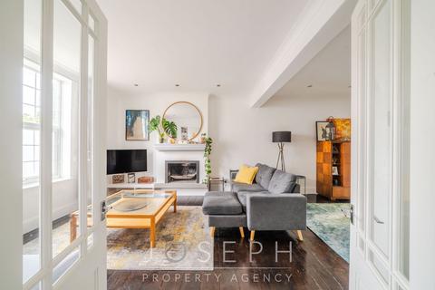 42 Brunswick Road, Ipswich, IP4 4BL