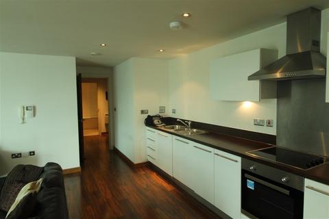 2 bedroom apartment to rent, St George Building, Leeds