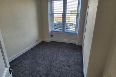 2 bedroom flat to rent, Dumbarton Road, Glasgow