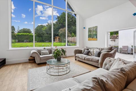 4 bedroom semi-detached house for sale, Woburn Hill, Addlestone, Surrey, KT15