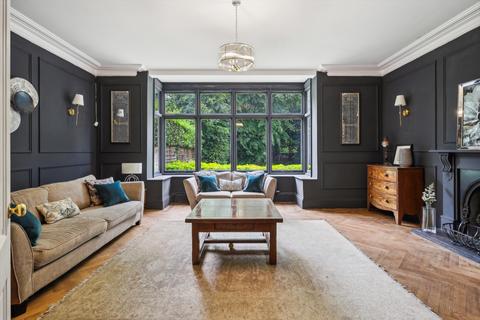 undefined, Woburn Hill, Addlestone, Surrey, KT15