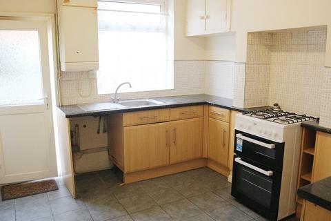 2 bedroom terraced house to rent, Manthorpe Road, Grantham NG31