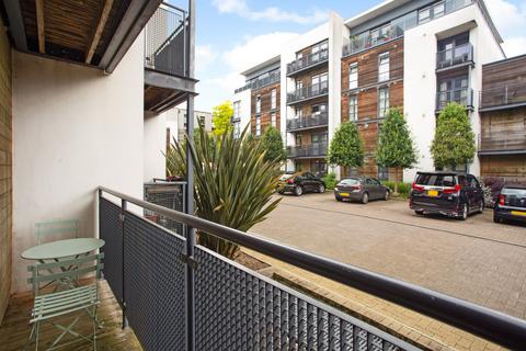 1 bedroom apartment for sale, Scott Avenue, Putney, London, SW15