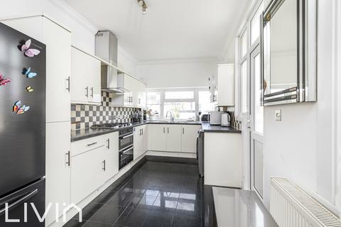 5 bedroom end of terrace house for sale, London SE25