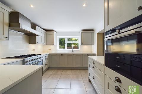 4 bedroom detached house for sale, Woods Road, Caversham, Reading, Berkshire, RG4