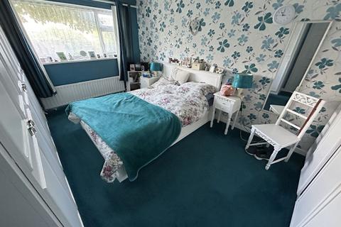 10 Pencommin, Llangynidr, Crickhowell, NP8 1LT