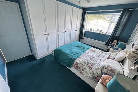10 Pencommin, Llangynidr, Crickhowell, NP8 1LT