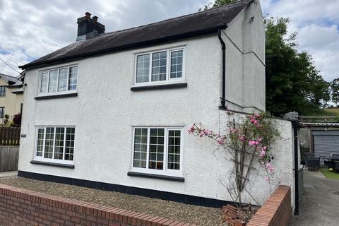 4 bedroom detached house for sale, Rhosmaen, Llandeilo, Carmarthenshire.