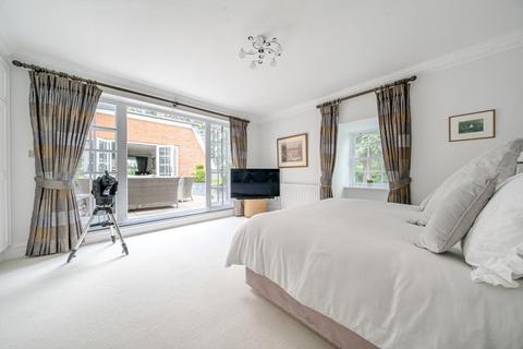 4 bedroom flat for sale, Sunningdale,  Berkshire,  SL5