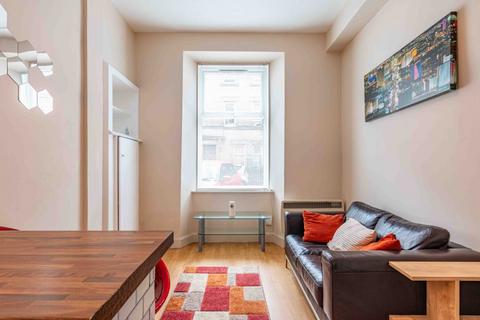 1 bedroom flat to rent, 0165L – Wardlaw Street, Edinburgh, EH11 1TL
