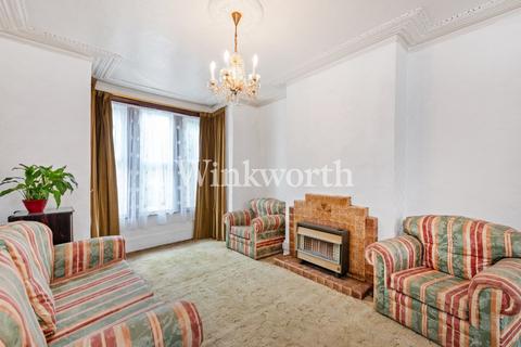 3 bedroom terraced house for sale, Harringay Road, London, N15