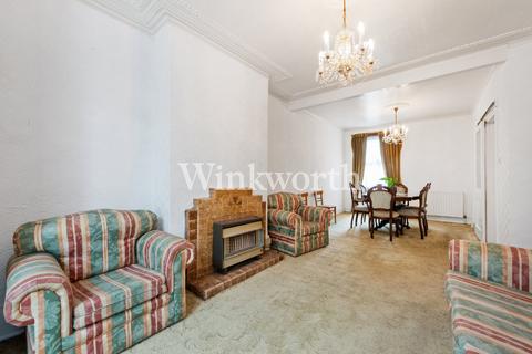 3 bedroom terraced house for sale, Harringay Road, London, N15