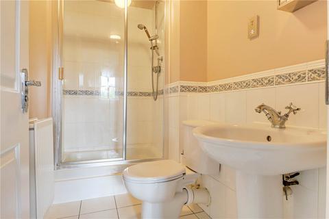 2 bedroom flat to rent, Minister Court, Frogmore, St. Albans, Hertfordshire