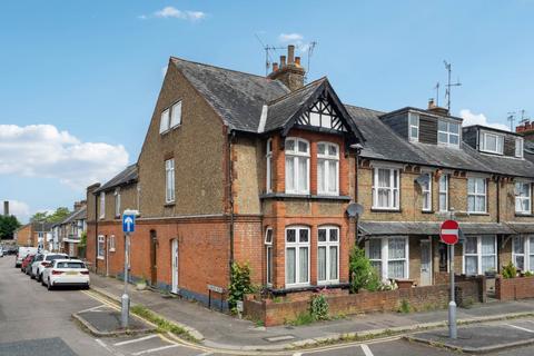 2a Glencoe Road, Bushey, WD23 3DS