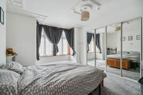 2a Glencoe Road, Bushey, WD23 3DS