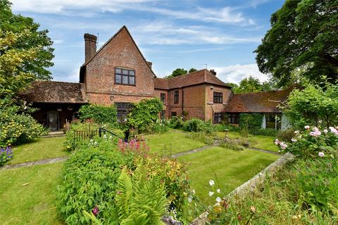 6 bedroom detached house for sale, Risborough Road, Terrick, Aylesbury, Buckinghamshire, HP17