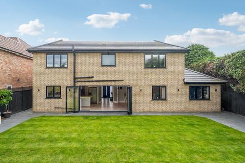 5 bedroom detached house for sale, Highlands End, Chalfont St. Peter, Buckinghamshire, SL9