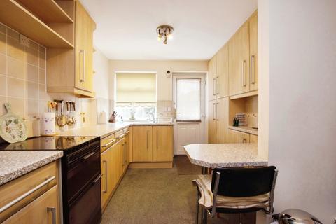 2 bedroom flat for sale, Cherry Tree Lane, Nottingham NG12