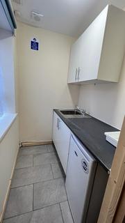 5 bedroom terraced house to rent, High Town Road, Luton LU2