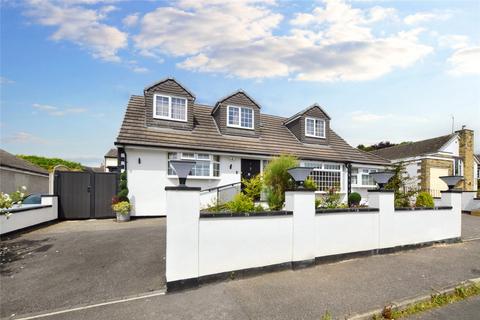 6 bedroom detached bungalow for sale, Greystones Close, Aberford, Leeds