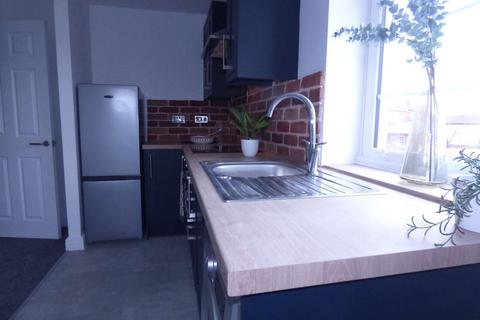 1 bedroom apartment to rent, Flat 11, Bridgegate Residence