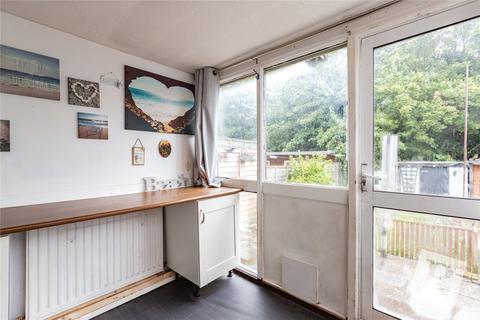 10 Preston Road, Northfleet, Gravesend, DA11 8DE