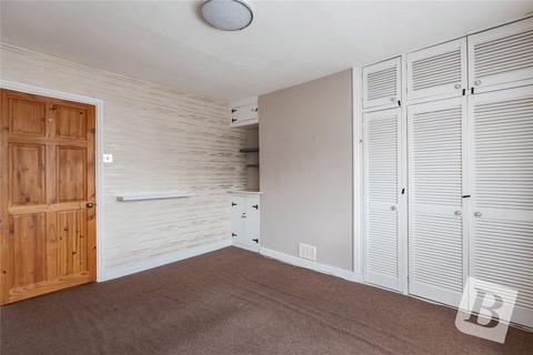 10 Preston Road, Northfleet, Gravesend, DA11 8DE
