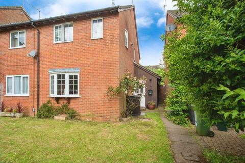14 Hamilton Mead, Bovingdon, Hemel Hempstead, HP3 0JF